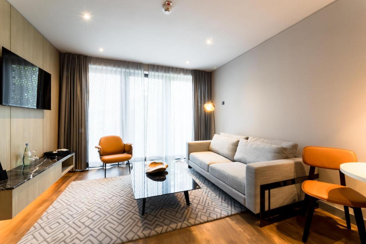 Fourty Three Luxury Serviced Apartments Düsseldorf Dış mekan fotoğraf Living room