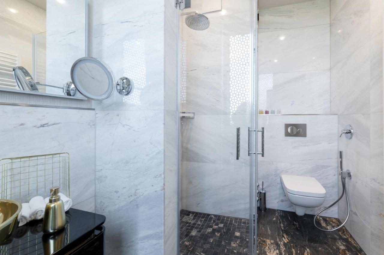 Fourty Three Luxury Serviced Apartments Düsseldorf Dış mekan fotoğraf Bathroom