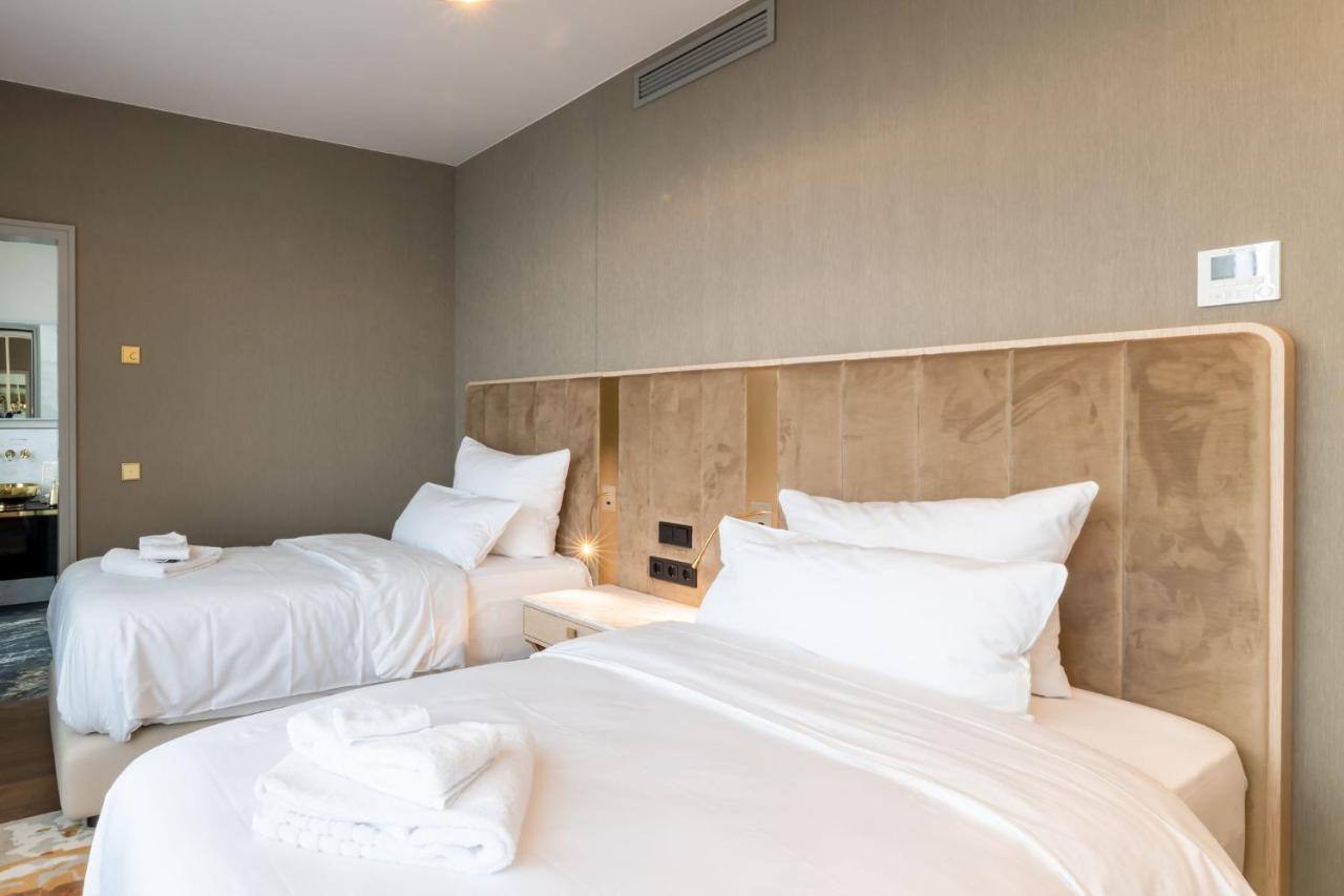 Fourty Three Luxury Serviced Apartments Düsseldorf Dış mekan fotoğraf A room at the hotel