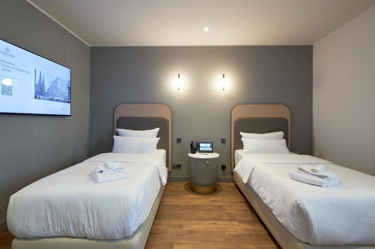 Fourty Three Luxury Serviced Apartments Düsseldorf Dış mekan fotoğraf A room at the hotel